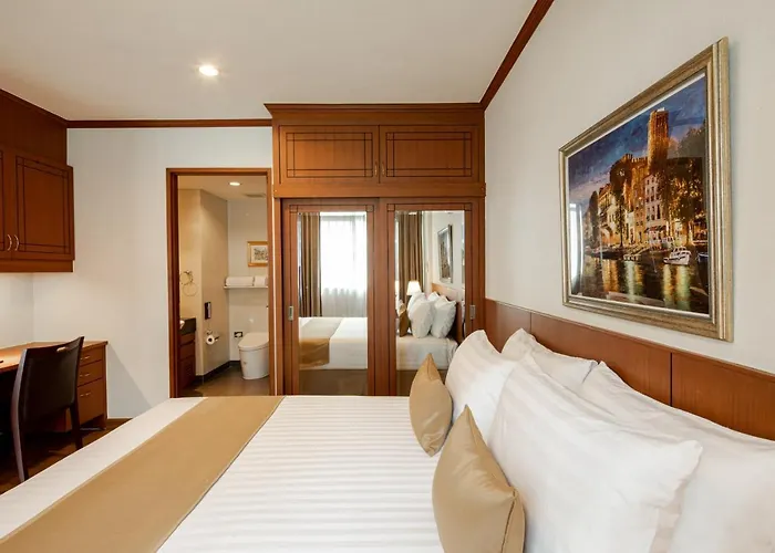 Hotel Schloss At Thonglor 5*