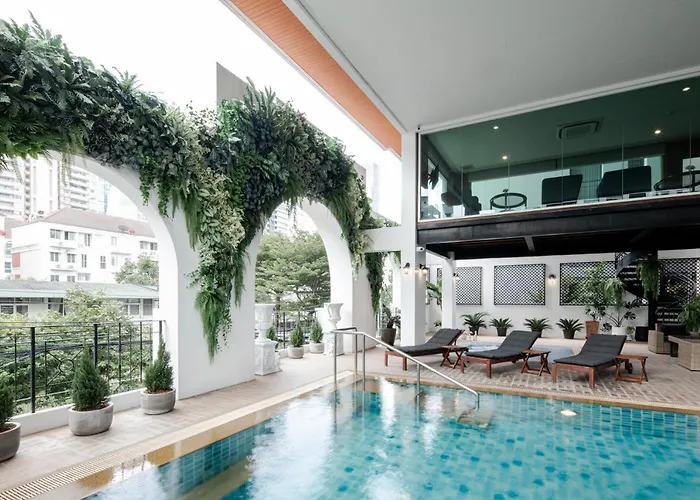 Hotel Schloss At Thonglor Bangkok